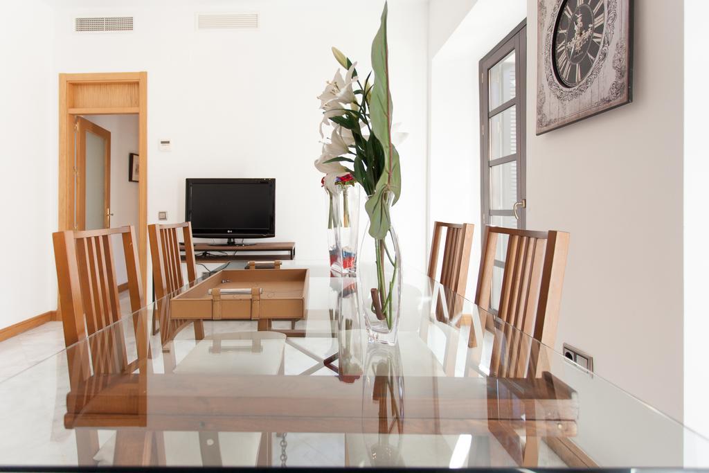 Holi-Rent Castilla Seville Exterior photo